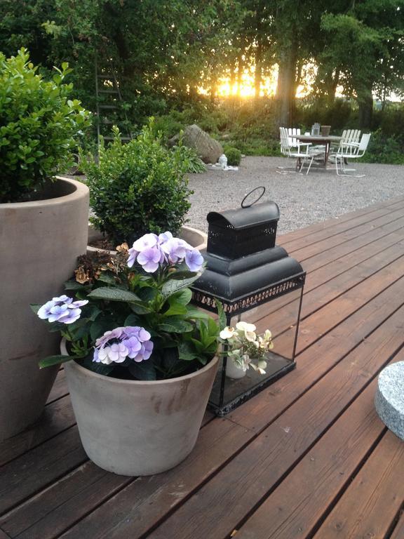 Bed and Breakfast Saebyholms Gard Laholm Exterior foto