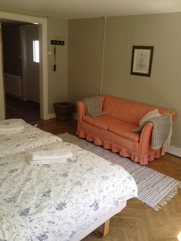 Bed and Breakfast Saebyholms Gard Laholm Zimmer foto