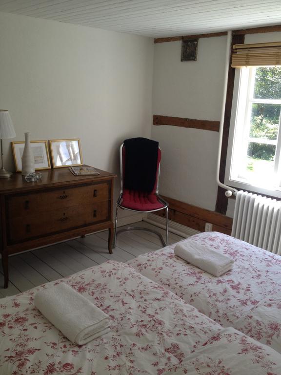 Bed and Breakfast Saebyholms Gard Laholm Zimmer foto