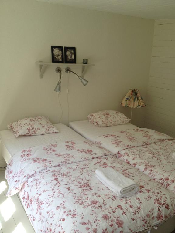 Bed and Breakfast Saebyholms Gard Laholm Zimmer foto